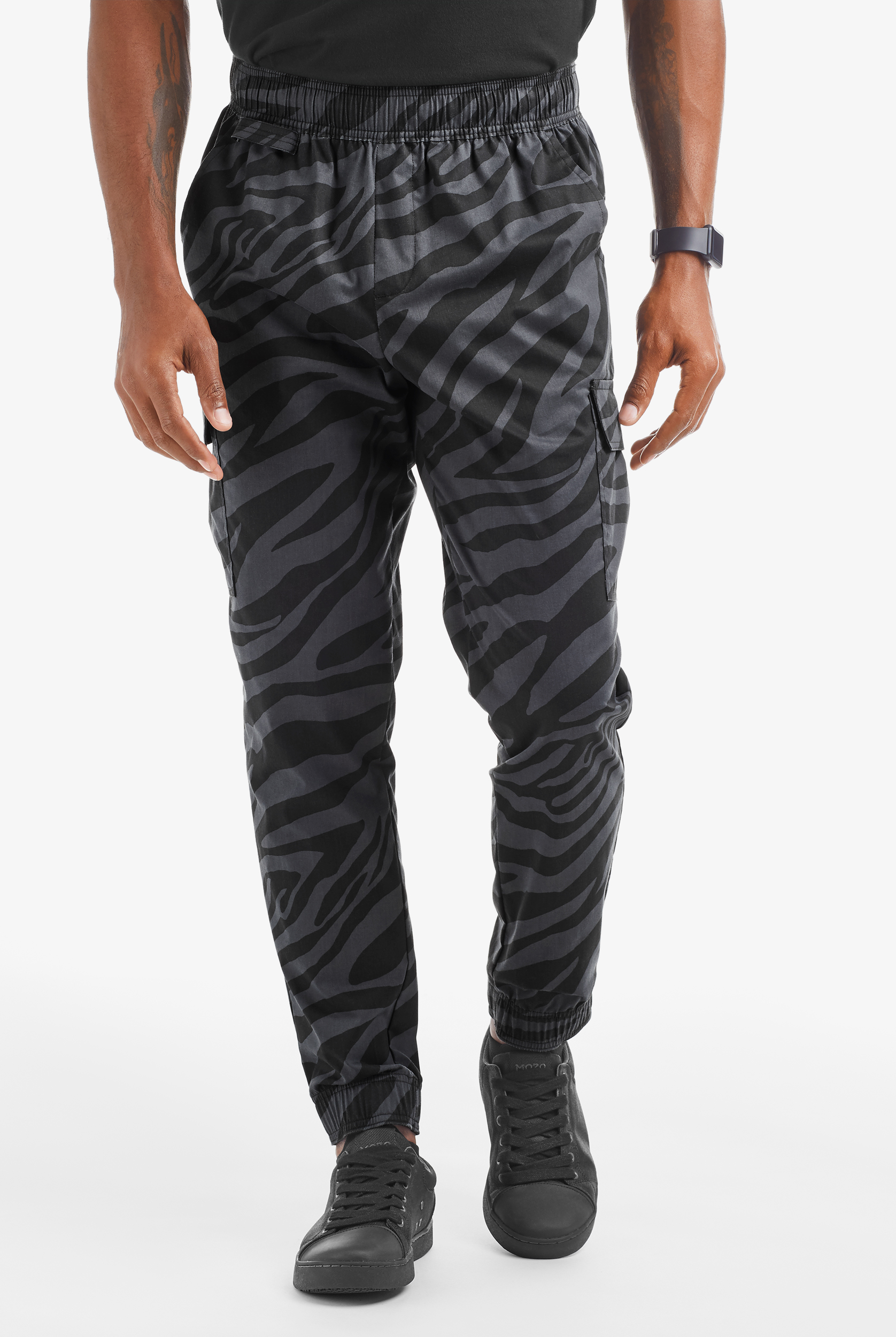 CHEF 360 Zebra Men's 7-Pocket Stretch Cargo Jogger